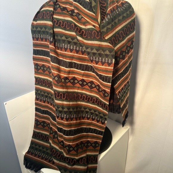 Wide Bohemian acrylic scarf wrap made in Korea geometric orange and green - Picture 9 of 9